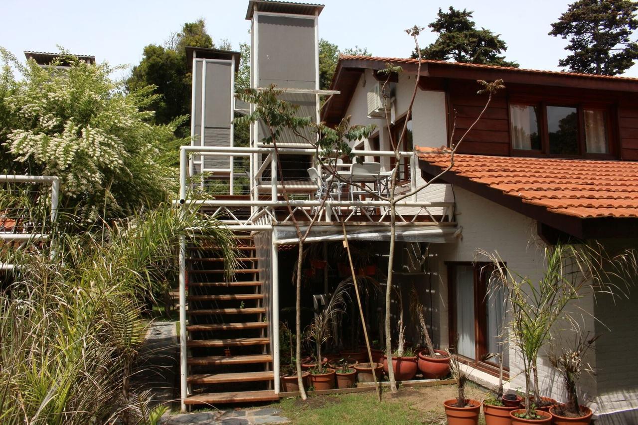 Cumelo Carilo Aparthotel Exterior photo