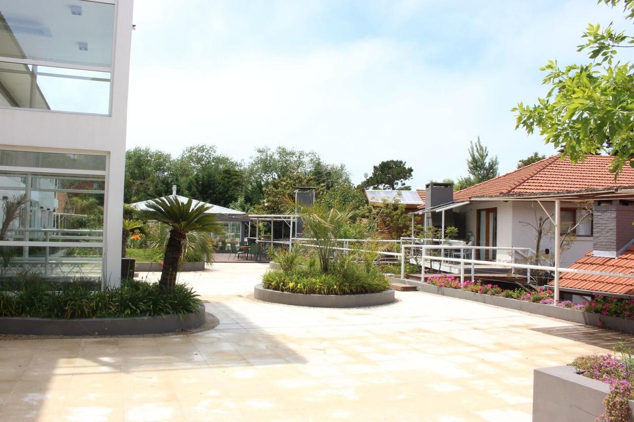 Cumelo Carilo Aparthotel Exterior photo