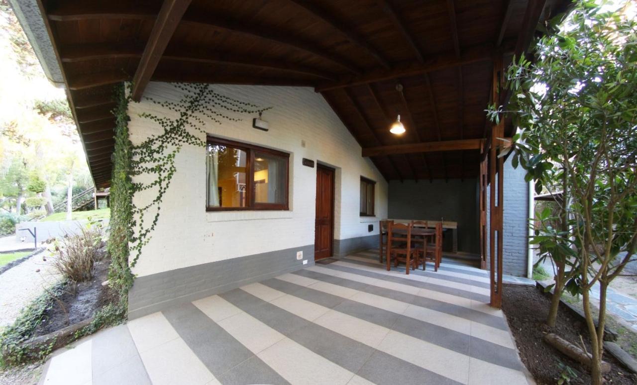 Cumelo Carilo Aparthotel Exterior photo